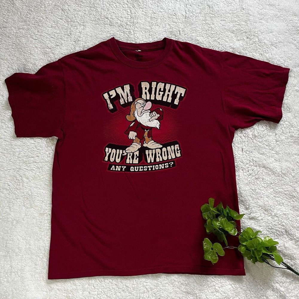 Disney Grumpy  "I'm Right, You're Wrong" Red Graphic T Shirt Sz L(42/44)